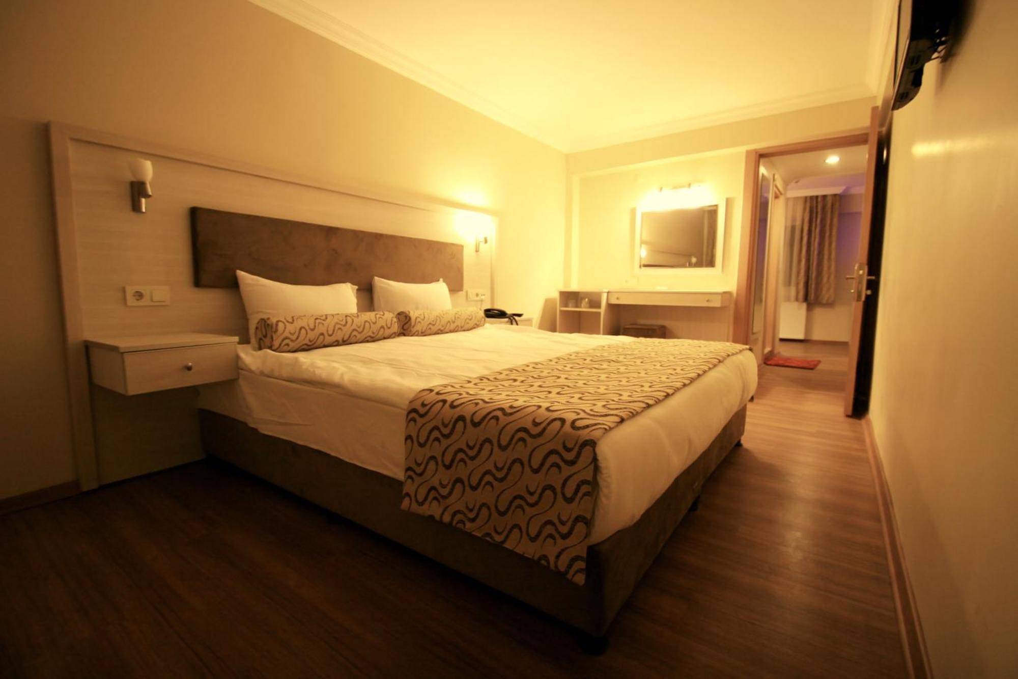 Grand Zeybek Hotel Izmir Exterior foto