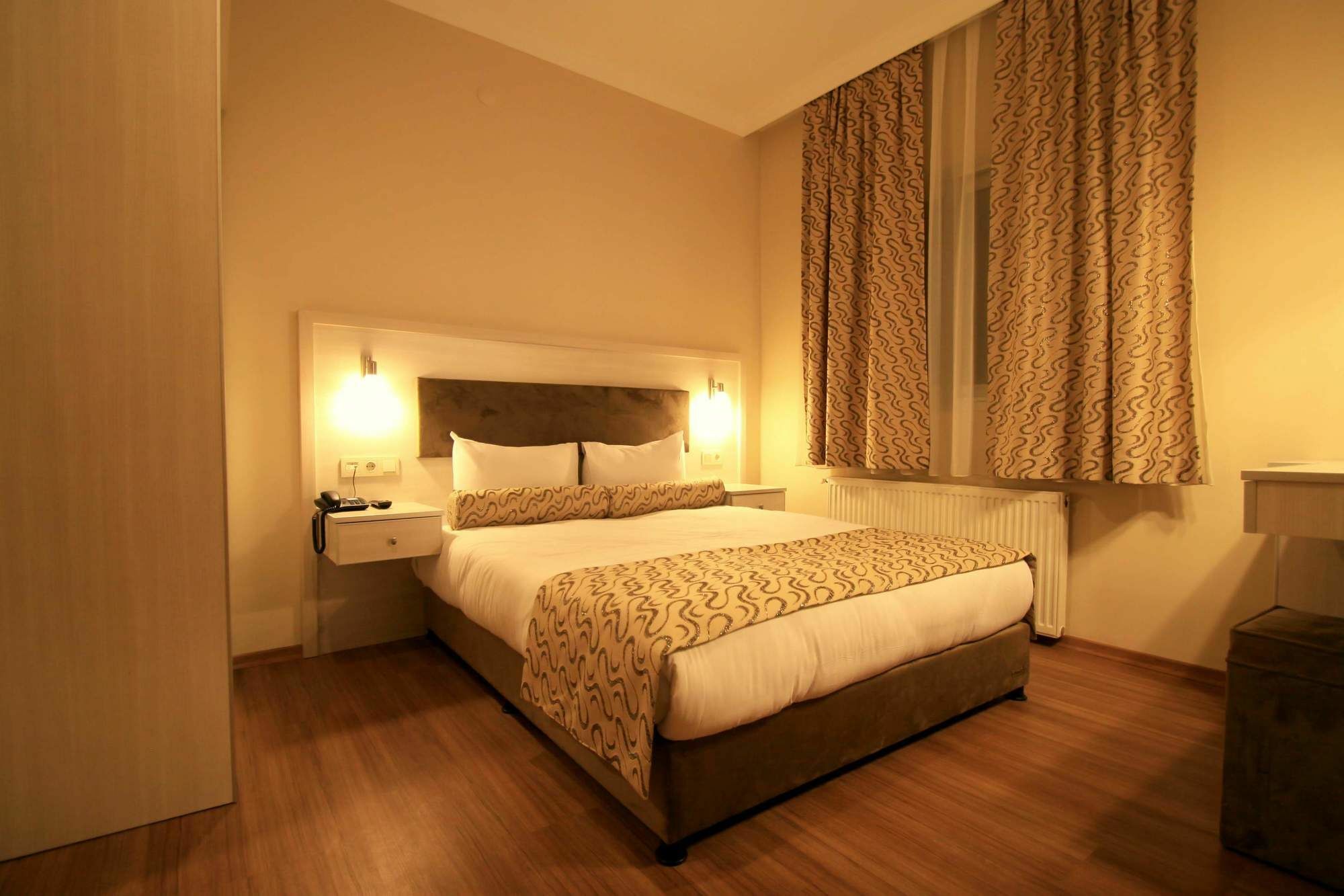 Grand Zeybek Hotel Izmir Exterior foto